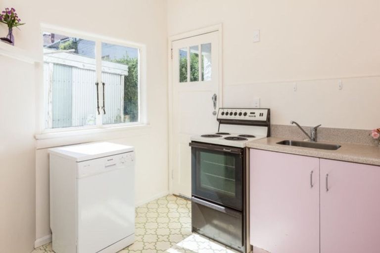 Photo of property in 90 Signal Hill Road, Opoho, Dunedin, 9010