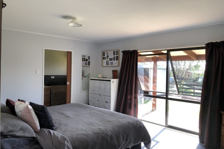 Photo of property in 17 Hokio Sand Road, Hokio Beach, Levin, 5571