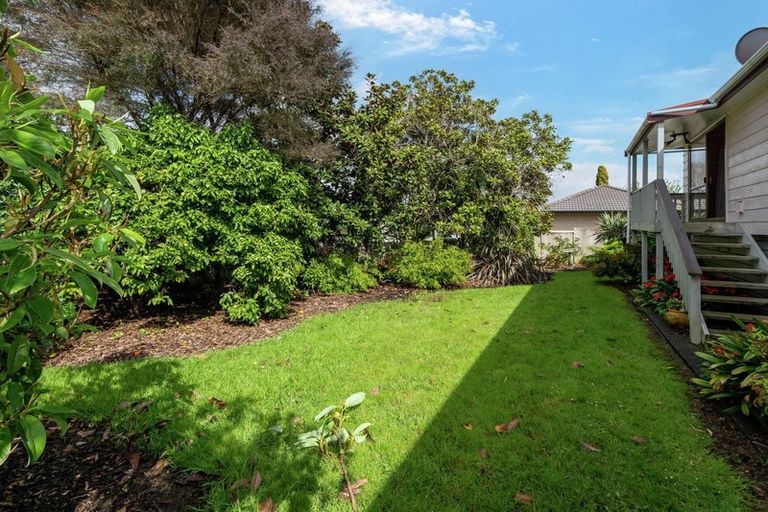 Photo of property in 2/30 Abercrombie Street, Howick, Auckland, 2014