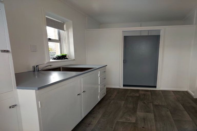 Photo of property in 4 Murphy Road, Taradale, Napier, 4112