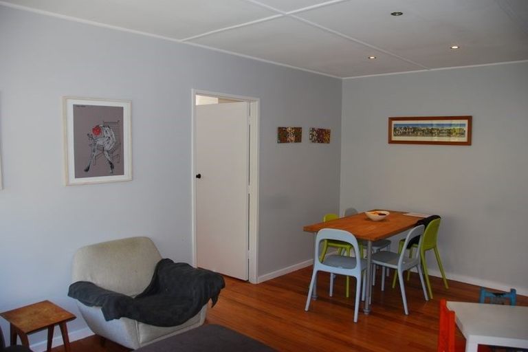 Photo of property in 11 Warwick Street, Wilton, Wellington, 6012