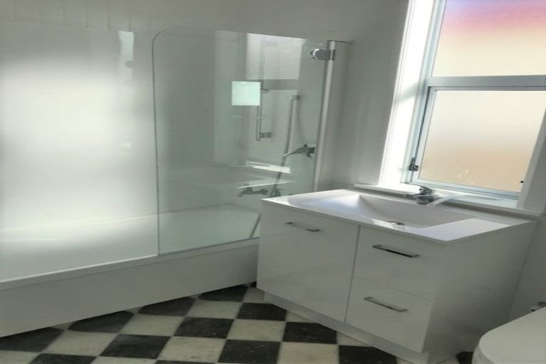 Photo of property in 8 Liverpool Street, Miramar, Wellington, 6022