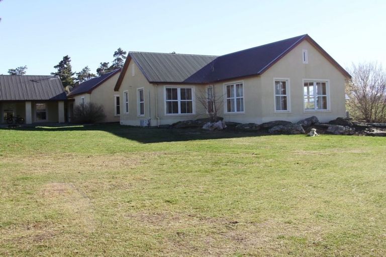 Photo of property in Oturehua Lodge, 74 Lockhart Road, Oturehua, 9386