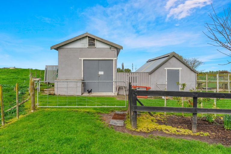Photo of property in 97 Hangawera Road, Morrinsville, 3375