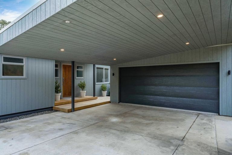 Photo of property in 140 Acacia Heights Drive, Acacia Bay, Taupo, 3385