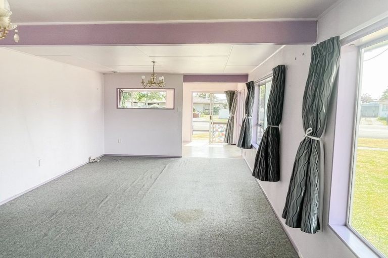 Photo of property in 38 Amberley Avenue, Westbrook, Palmerston North, 4412