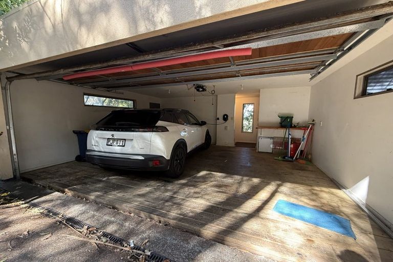 Photo of property in 89 Pemberton Avenue, Bayview, Auckland, 0629