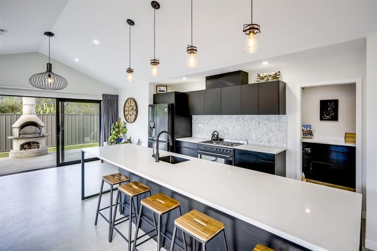 Photo of property in 29 Young Place, Taradale, Napier, 4112