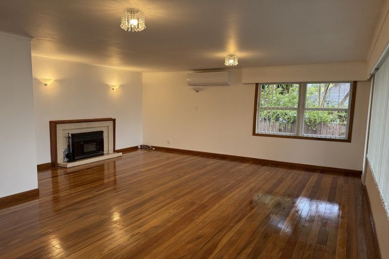 Photo of property in 163 Golf Road, Titirangi, Auckland, 0604