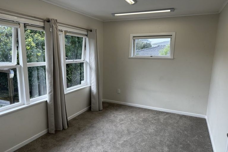Photo of property in 32 Chartwell Avenue, Glenfield, Auckland, 0629