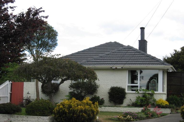 Photo of property in 11 Charlcott Street, Burnside, Christchurch, 8053