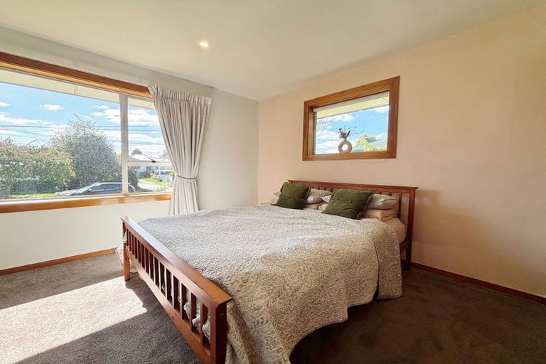 Photo of property in 42 Gregan Crescent, Burnside, Christchurch, 8053