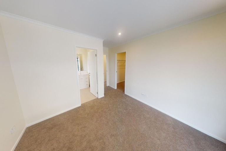 Photo of property in 30 Silicon Way, Fitzherbert, Palmerston North, 4410