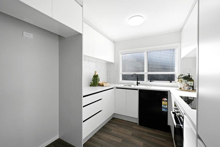 Photo of property in 15 Reeves Close, Fairview Downs, Hamilton, 3214