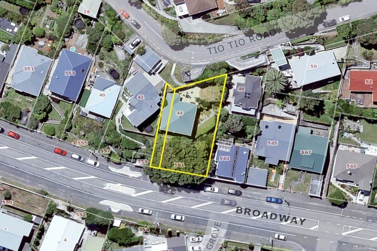 Photo of property in 44 Tio Tio Road, Miramar, Wellington, 6022