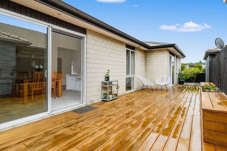 Photo of property in 14 Rire Hau Lane, Pyes Pa, Tauranga, 3112