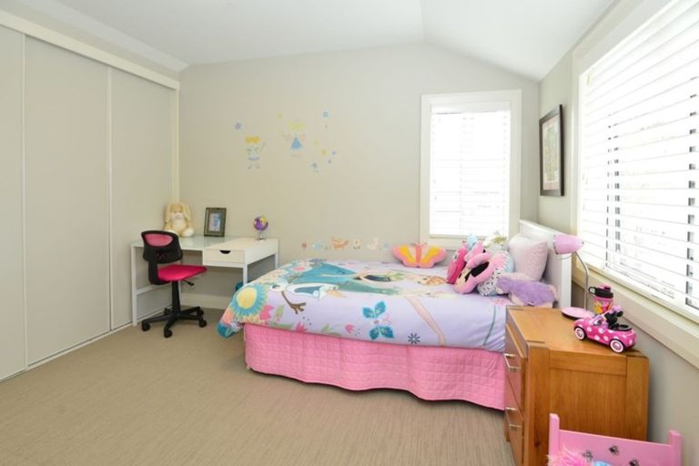 Photo of property in 19 Landmark Terrace, Orewa, 0931