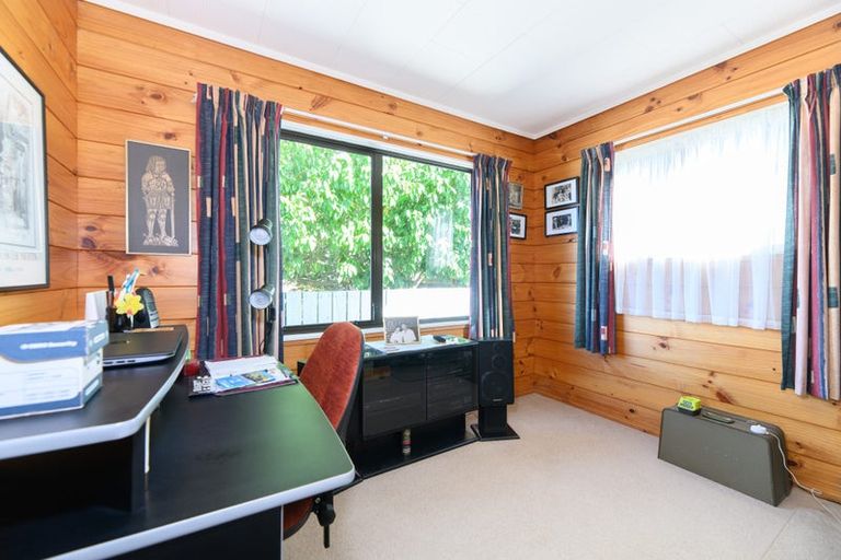 Photo of property in 2/10 Sirius Place, Botany Downs, Auckland, 2010