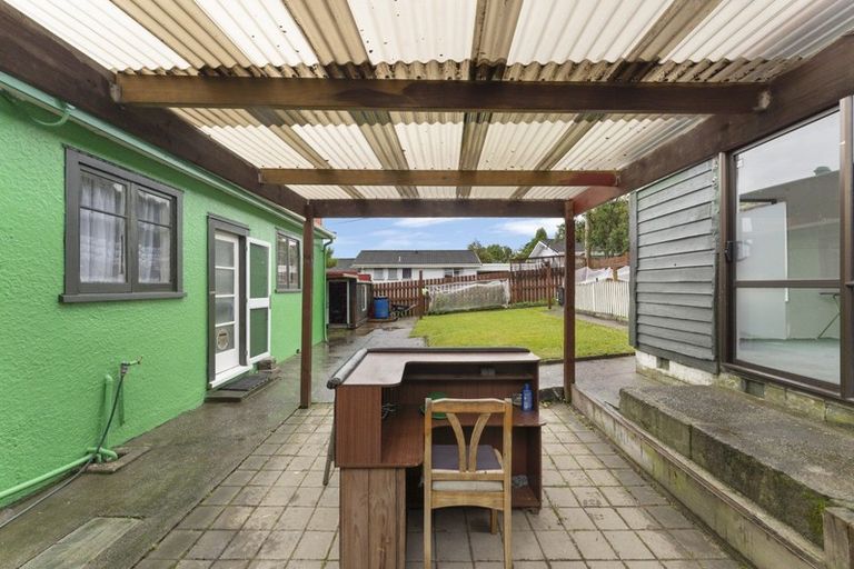 Photo of property in 122 Waikawa Road, Picton, 7220