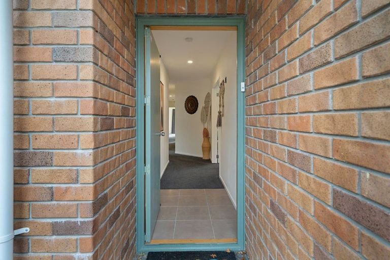 Photo of property in 7a Marsack Crescent, Halswell, Christchurch, 8025