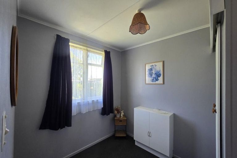 Photo of property in 14 Girvan Place, Tokoroa, 3420