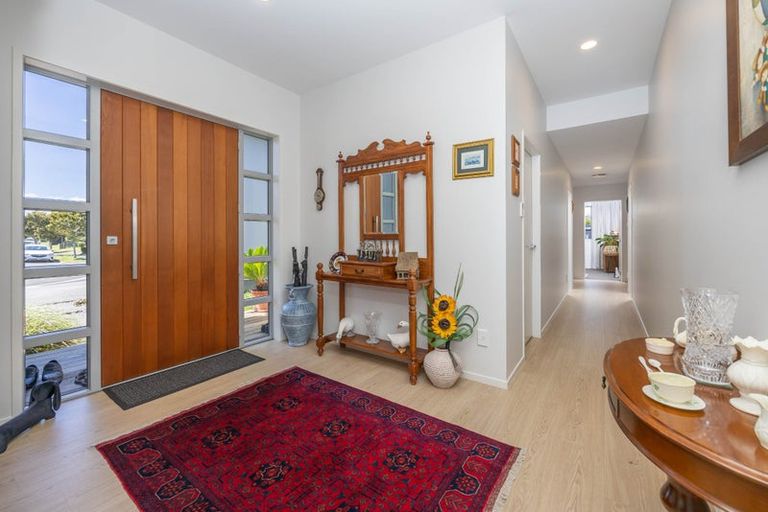 Photo of property in 19 Shalimar Place, Huntington, Hamilton, 3210