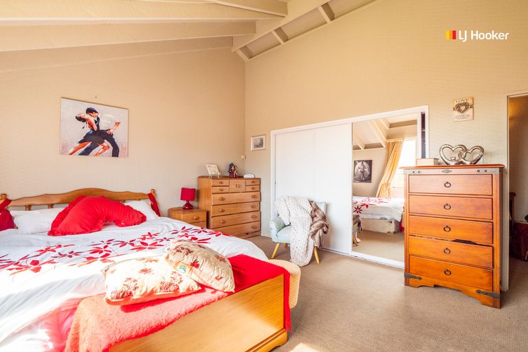 Photo of property in 27 Church Hill Road, Green Island, Dunedin, 9018