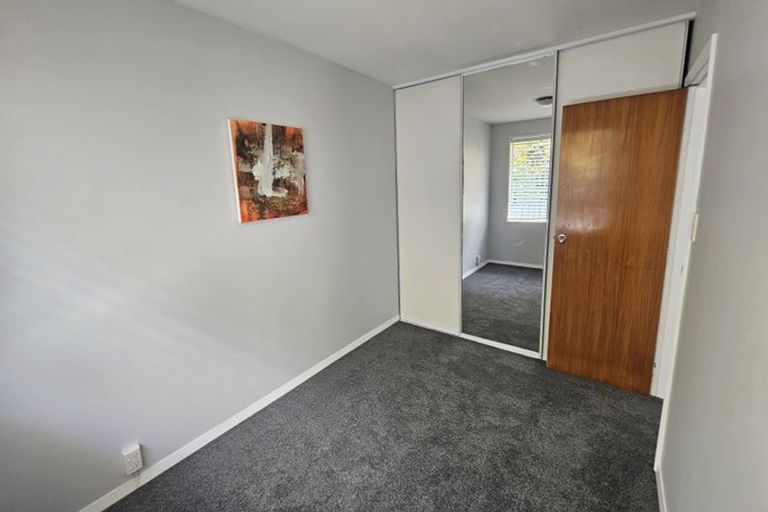 Photo of property in 1/94 Oxford Street, Lyttelton, 8082