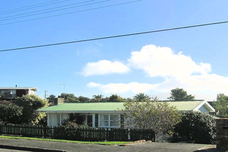 Photo of property in 5b Francis Road, Paraparaumu Beach, Paraparaumu, 5032
