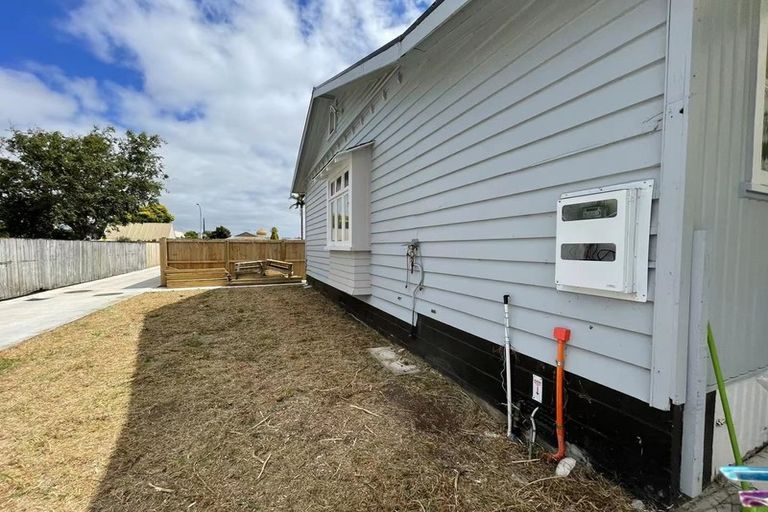 Photo of property in 65a Manuka Road, Bayview, Auckland, 0629