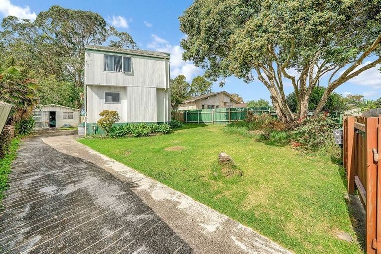 Photo of property in 4 Vimy Place, Mangere, Auckland, 2022