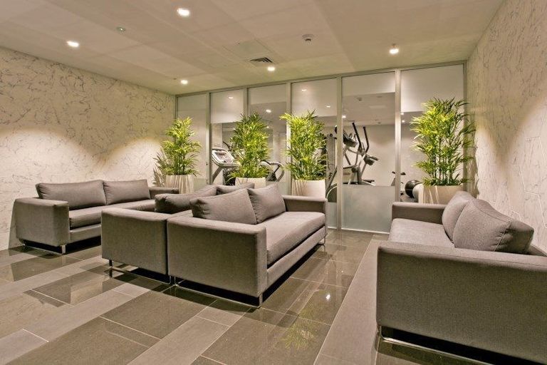 Photo of property in Queen's Residences, 2002/8 Airedale Street, Auckland Central, Auckland, 1010