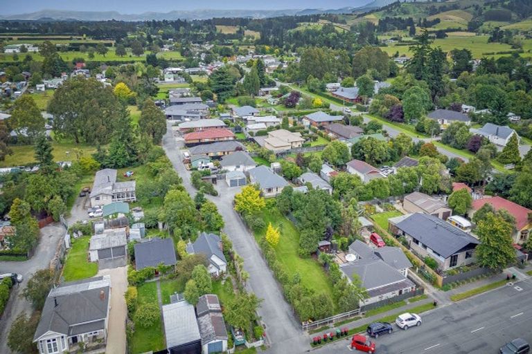 Photo of property in 187h High Street, Oxford, 7430