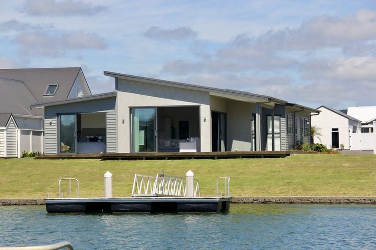 Photo of property in 17 Awatea Drive, Whitianga, 3510