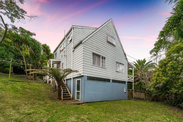 Photo of property in 52a Rua Road, Glen Eden, Auckland, 0602