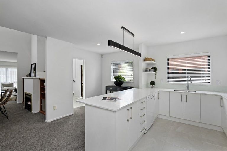 Photo of property in 5 Haineswood Lane, Sockburn, Christchurch, 8042