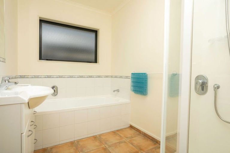 Photo of property in 45 Barraud Street, Dannevirke, 4930