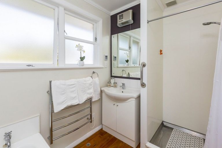 Photo of property in 9 Kiwi Street, Heretaunga, Upper Hutt, 5018