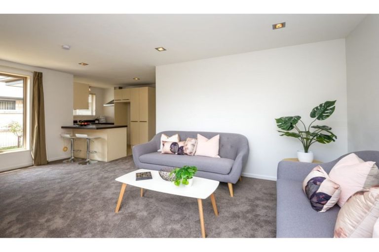 Photo of property in 65a Cleveland Street, Edgeware, Christchurch, 8013