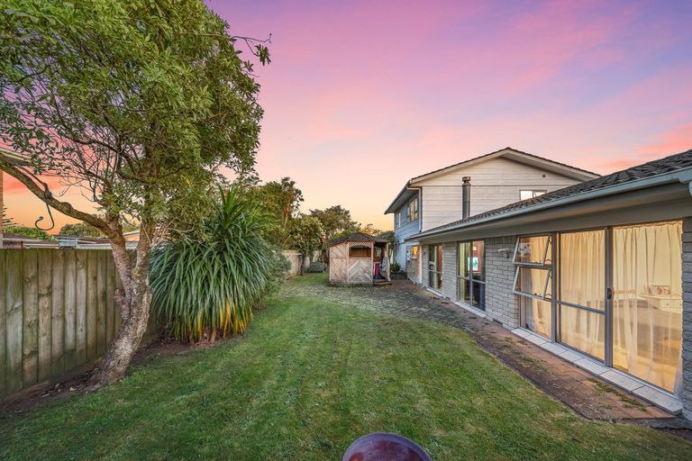 Photo of property in 13 Huber Street, Weymouth, Auckland, 2103