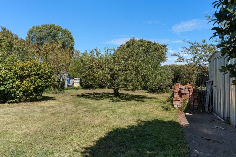 Photo of property in 10 Moreton Road, Carterton, 5713