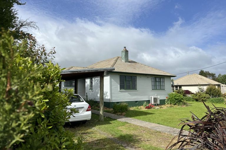 Photo of property in 4 Cemetery Road, Tapanui, 9522