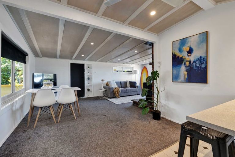 Photo of property in 47 Kings Avenue, Waikuku Beach, 7402