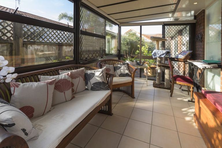 Photo of property in 7b Nukumea Common, Orewa, 0931