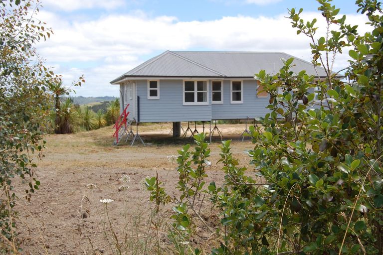 Photo of property in 960a Oneriri Road, Kaiwaka, 0573