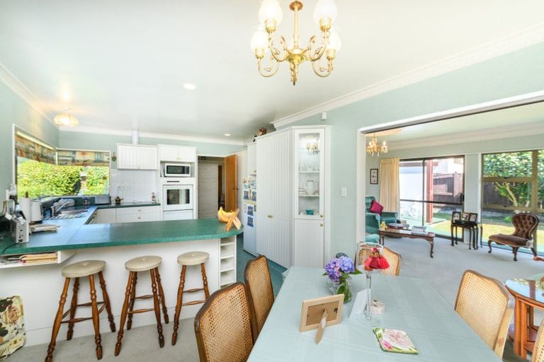 Photo of property in 20 Caulfield Place, Awapuni, Palmerston North, 4412