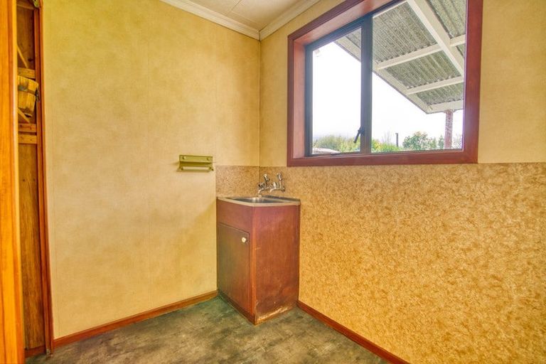 Photo of property in 33 Stafford Street, Blackball, 7804