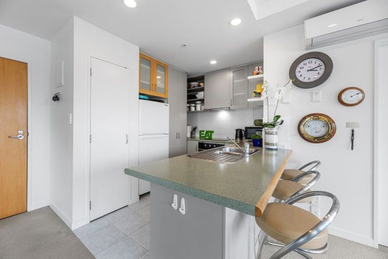 Photo of property in 6/12 Maunganui Road, Mount Maunganui, 3116