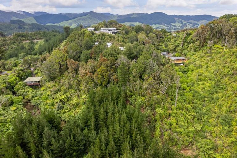 Photo of property in 72 Avro Road, Blue Mountains, Upper Hutt, 5371