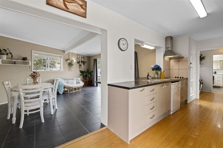 Photo of property in 595 Maunganui Road, Mount Maunganui, 3116